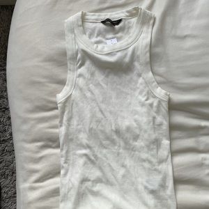 Brand new with tags Banana republic tank size s